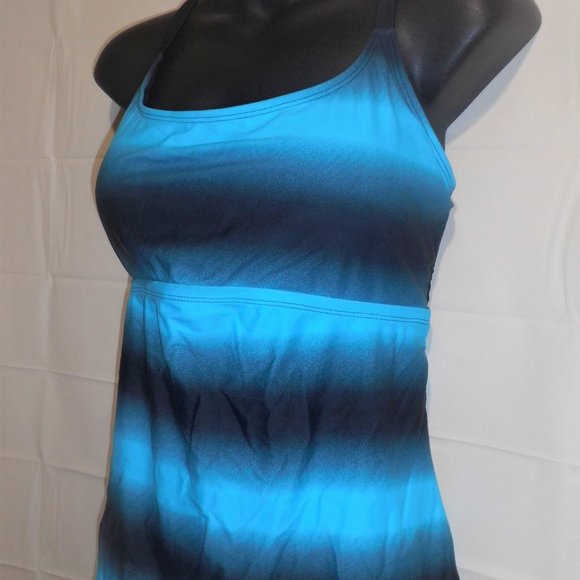 Strappy Back Two piece Swimsuit - Picture 2 of 7